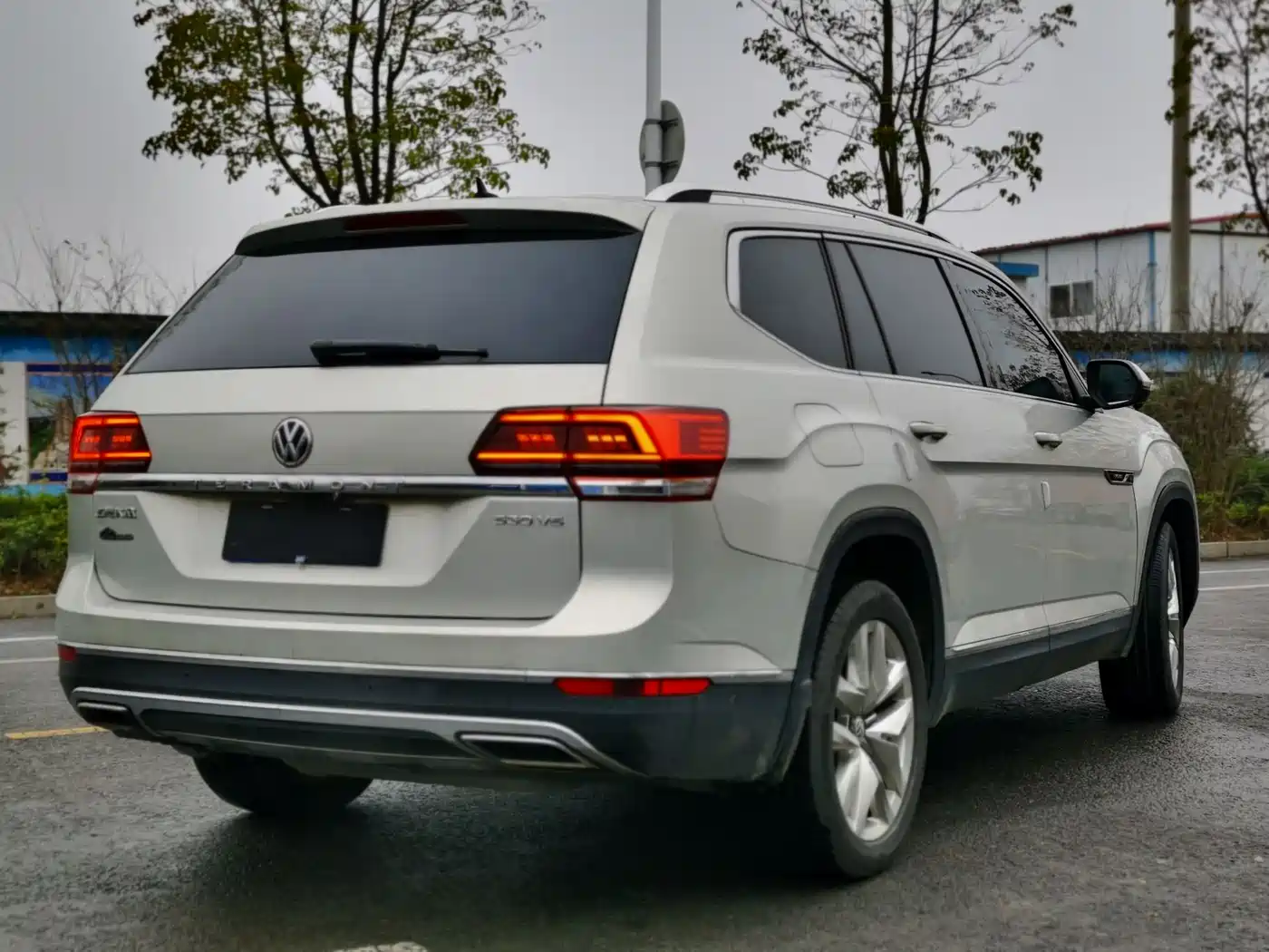 Volkswagen Teramont 2017 530 V6 4WD Flagship Edition фото 17