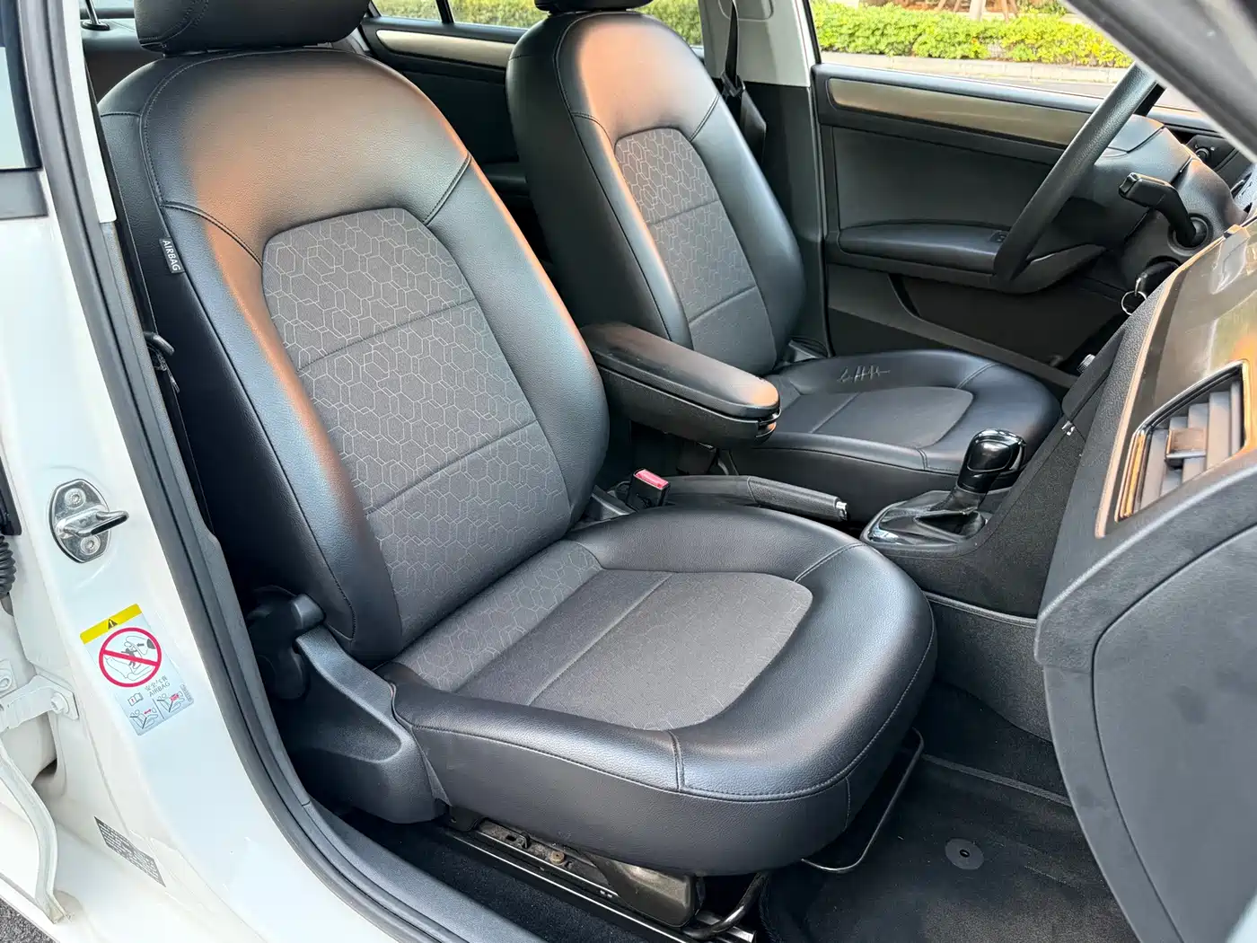 Volkswagen Santana 2013 2013 1.6L Automatic Comfort Edition