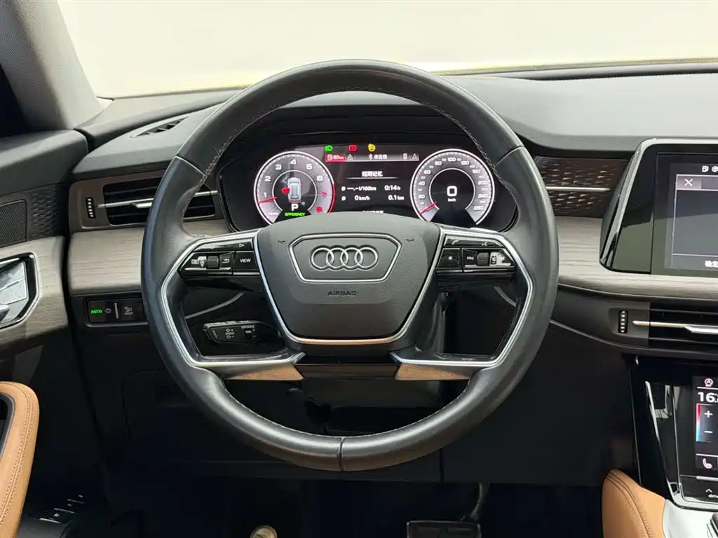 Audi Q6 2023 50 TFSI quattro Moving Cloud Yulin Package фото 26