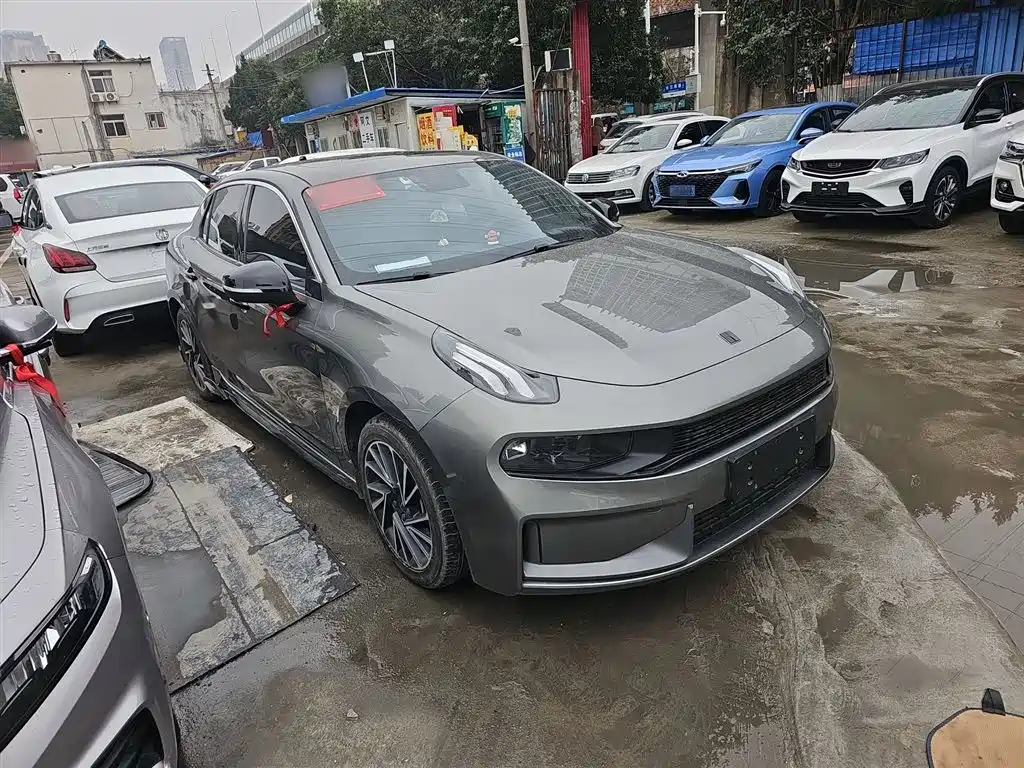 Lynk & Co 03 2021 2.0TD Auto Jin Plus фото 4