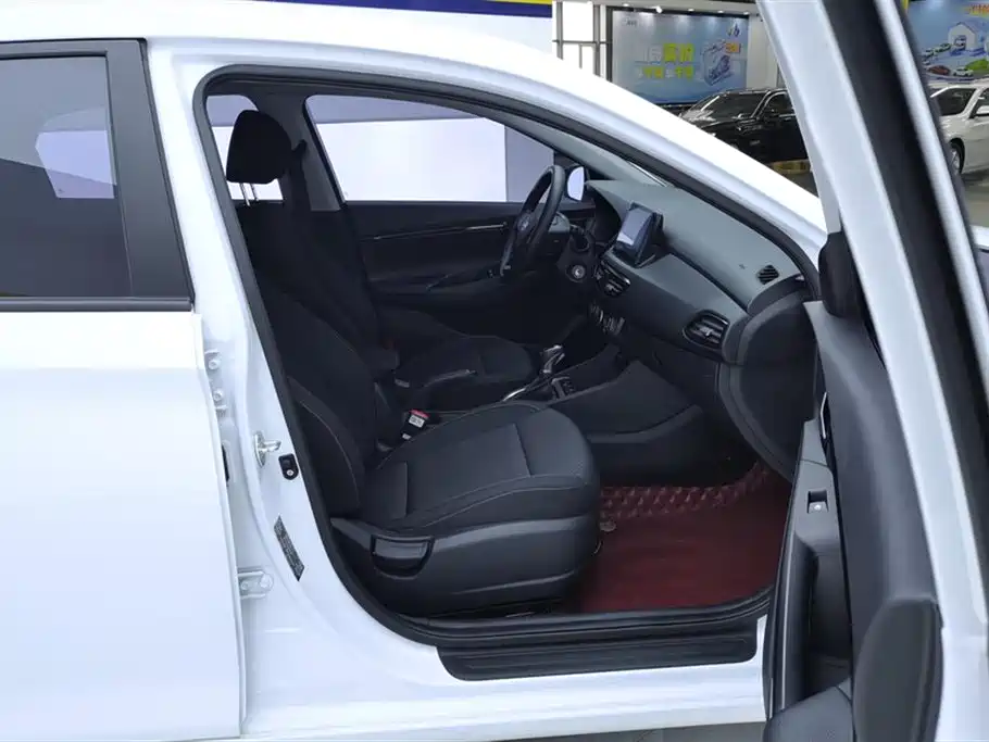 Hyundai Elantra 2020 1.6L Auto GL Pleasing Edition фото 8