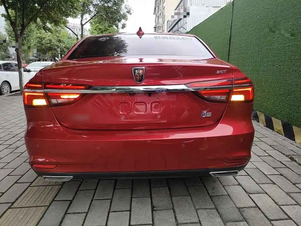 Фото 6 - Roewe i6