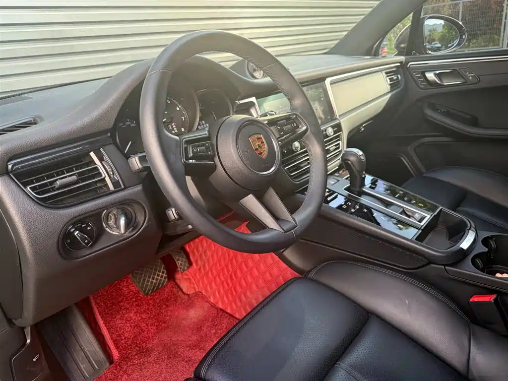 Porsche Macan 2024 Macan 2.0T фото 8
