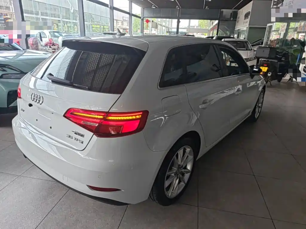 Фото 7 - Audi A3
