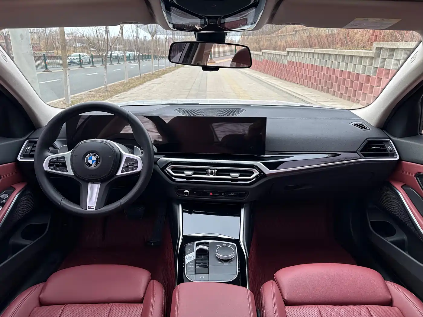 BMW 3 Series 2023 320Li M Sport Package фото 6