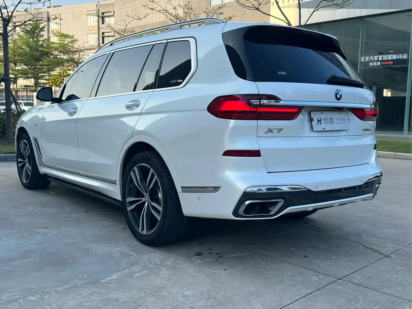 BMW X7 2021 xDrive40i Premium M Sport Package фото 5