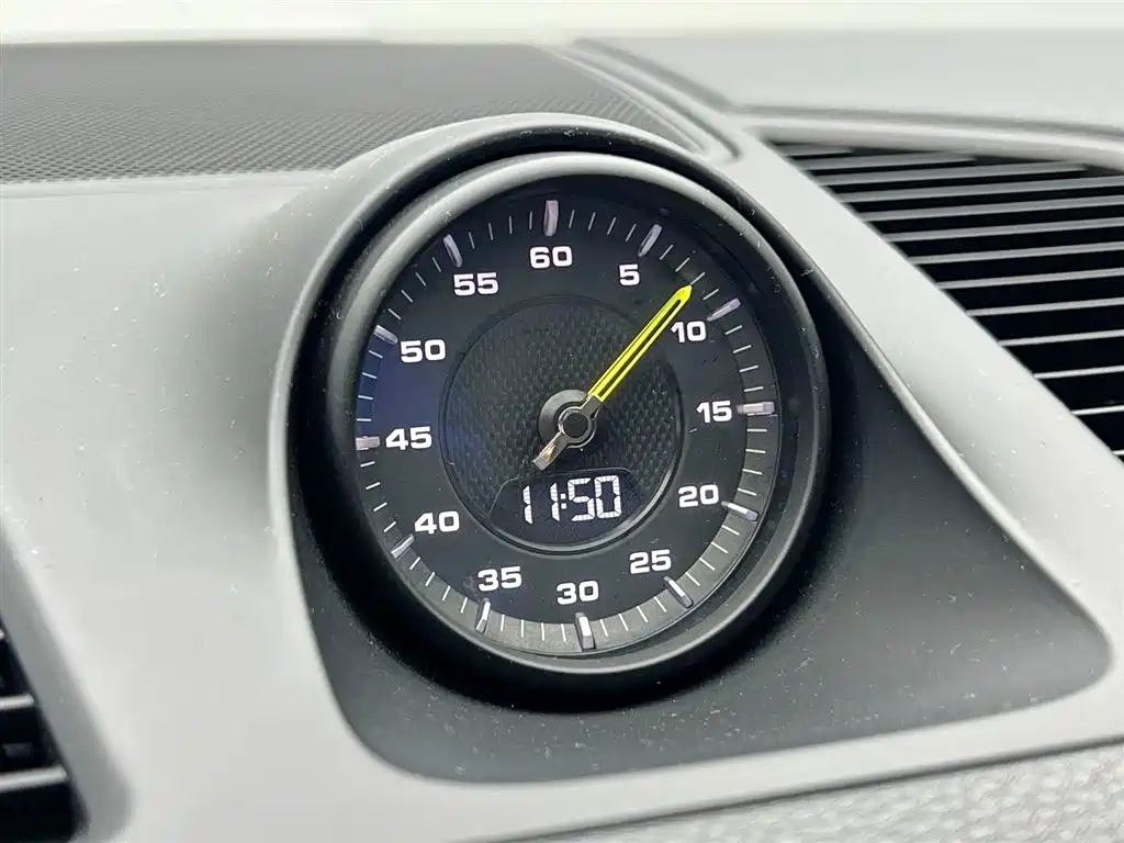 Porsche Cayenne New Energy 2020 Cayenne E-Hybrid 2.0T фото 21
