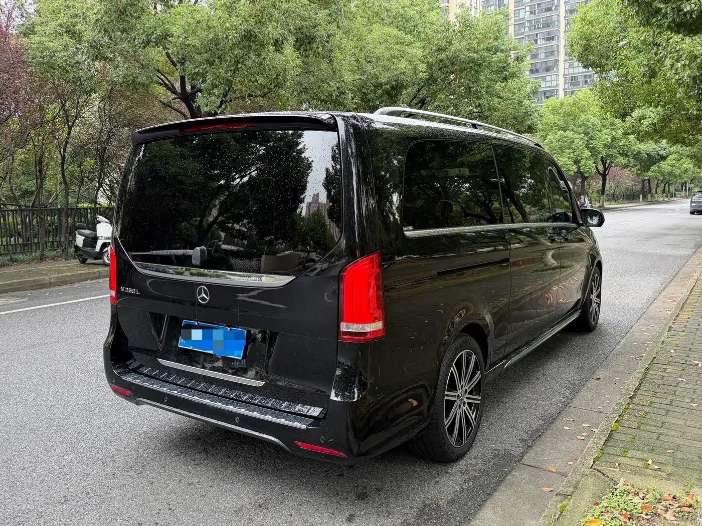 Mercedes-Benz V-Class 2024 2022 V 260 L Long Wheelbase Luxury Edition