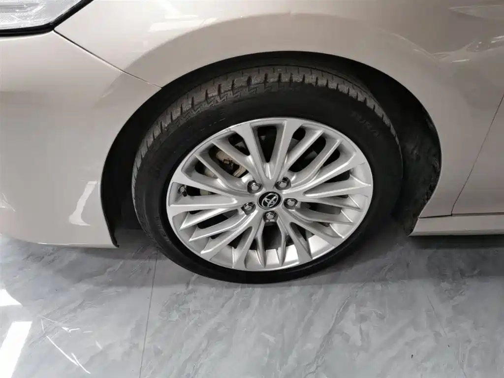 Toyota Camry 2018 2.5G Luxury Edition фото 23