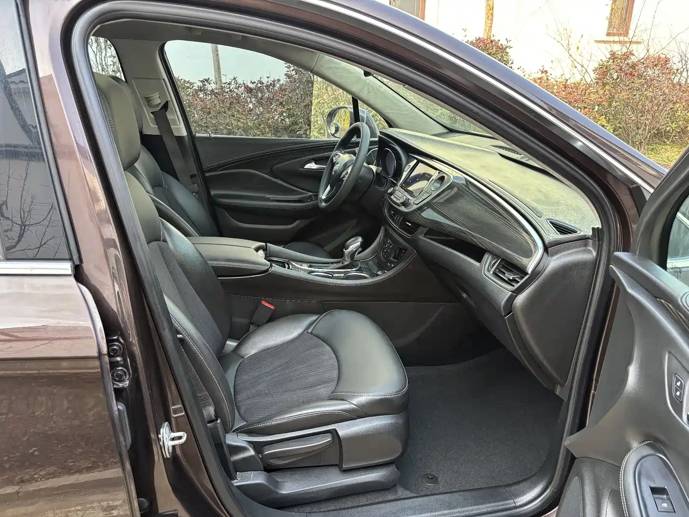 Buick Envision Plus 2021 532T FWD Leading Trim фото 12
