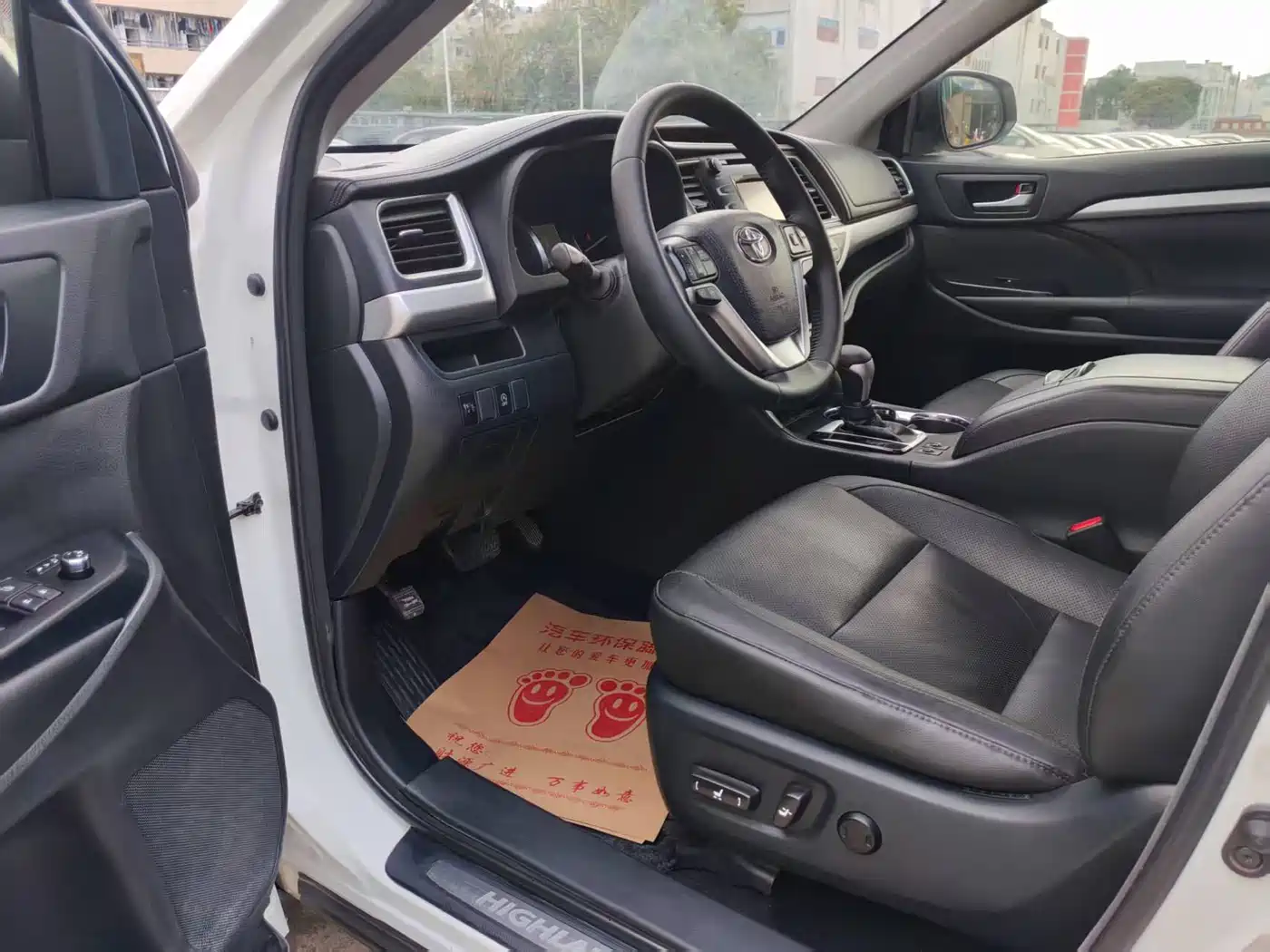 Toyota Highlander 2015 2.0T AWD Luxury Edition 7-seater фото 9