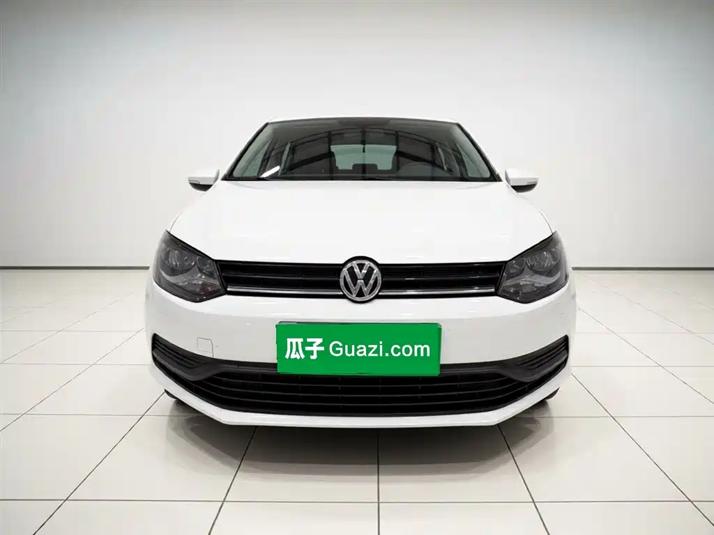 Volkswagen Polo 2016 1.4L Automatic Trend фото 24