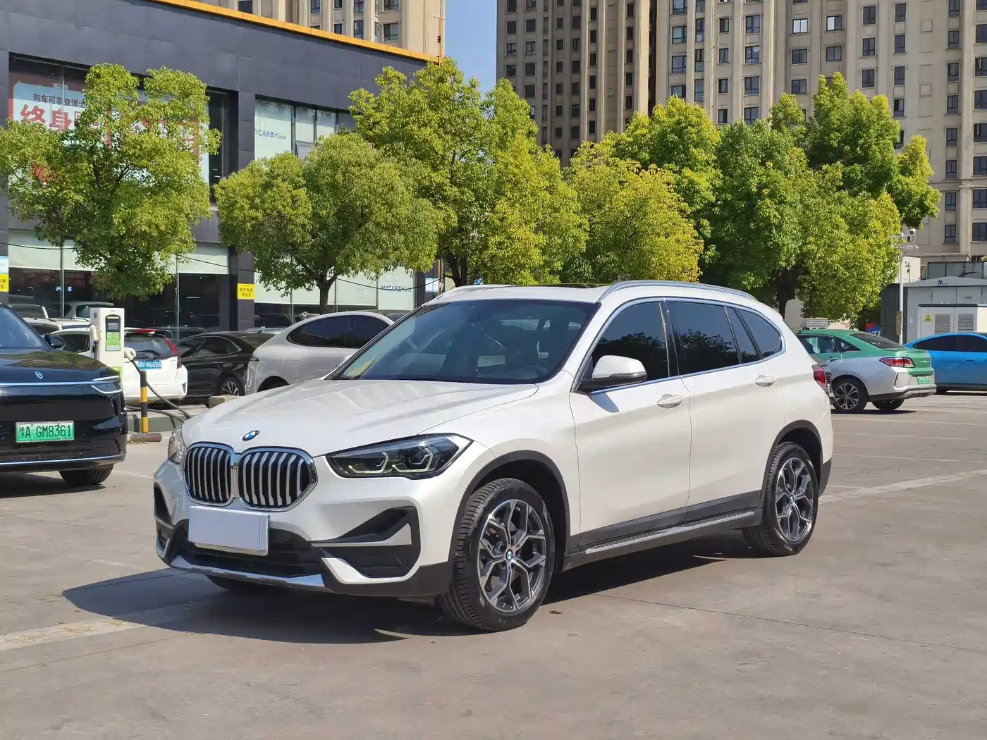 BMW X1 2022 sDrive25Li Leading