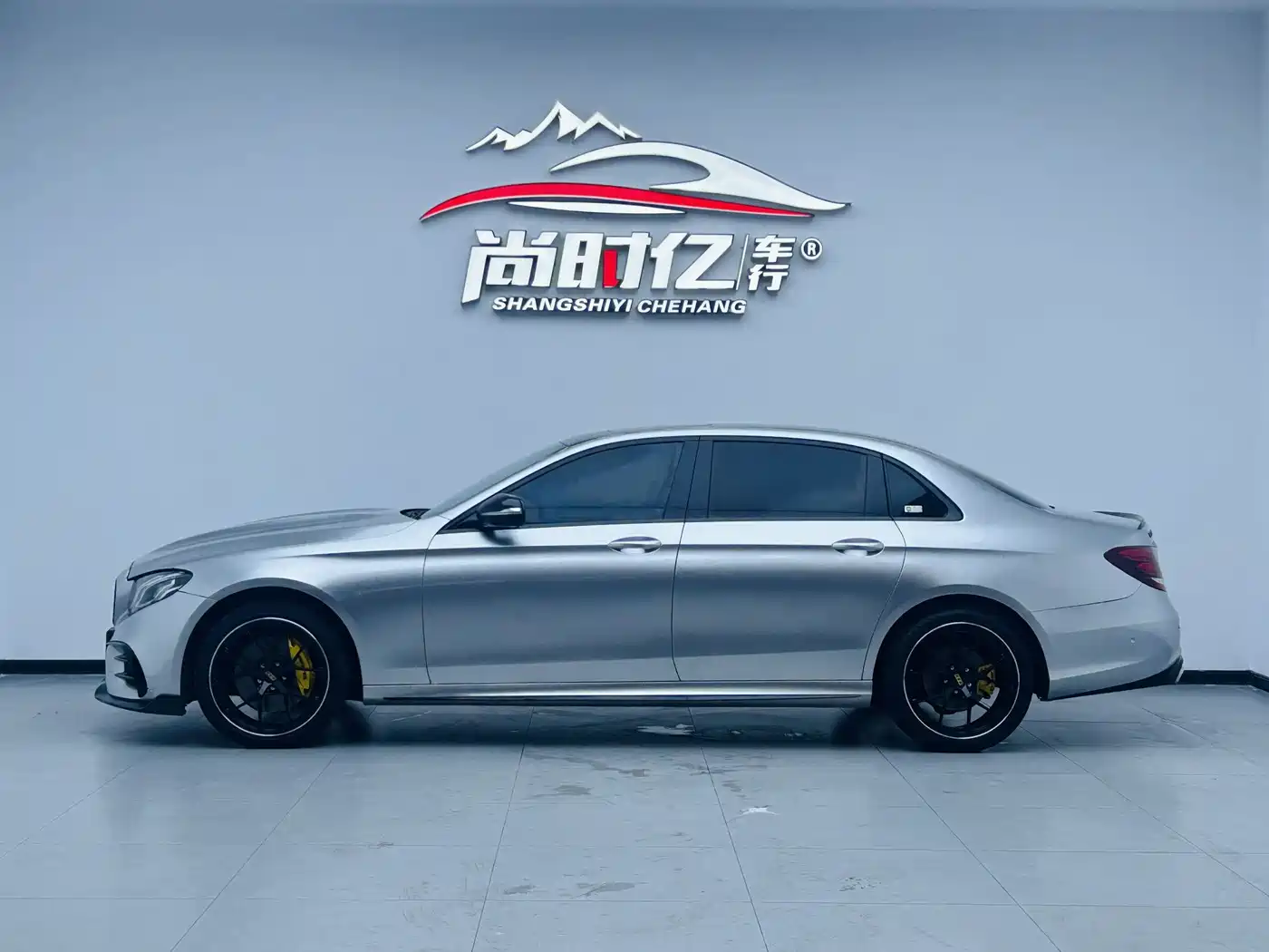 Mercedes-Benz E-Class 2016 E 300 L Sport Fashion Type фото 4