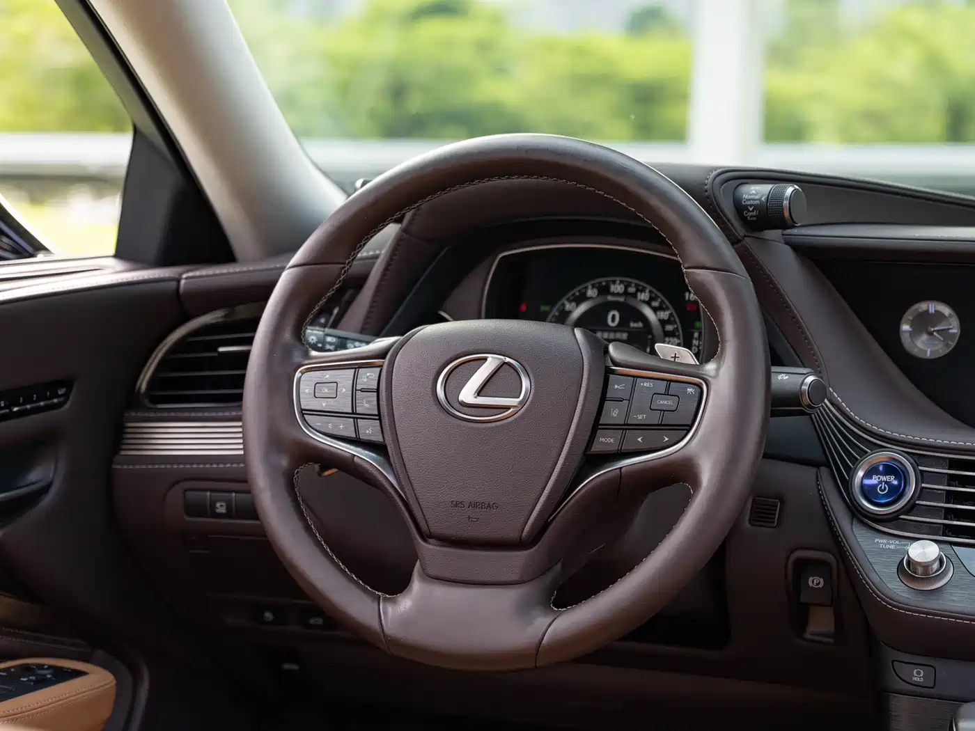 Lexus LS, миниатюра 12