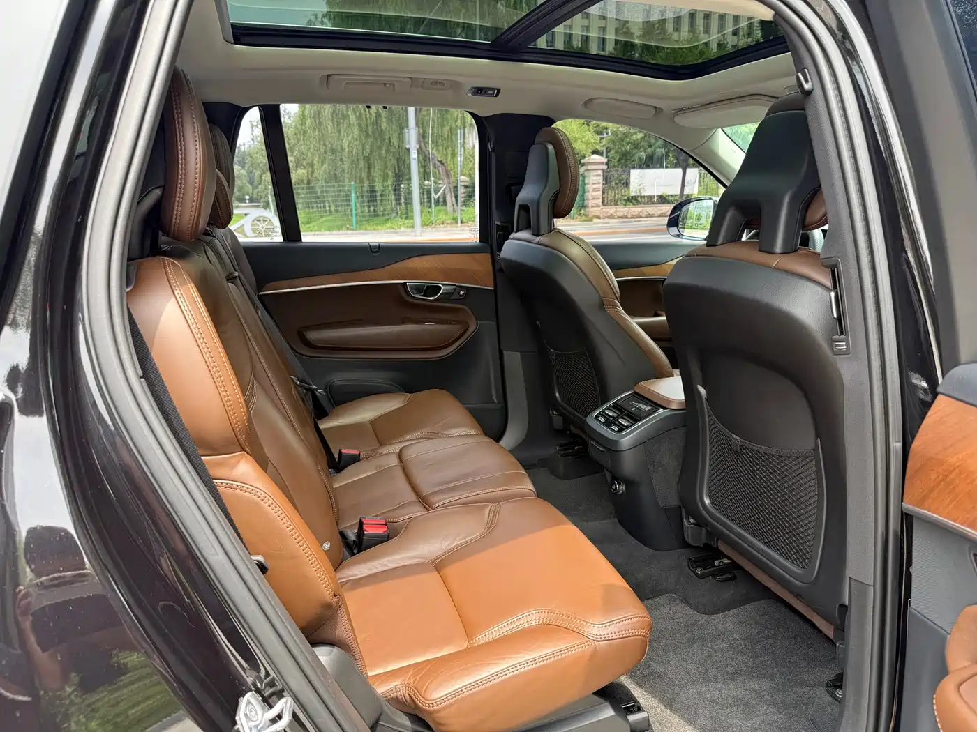 Фото 17 - Volvo XC90