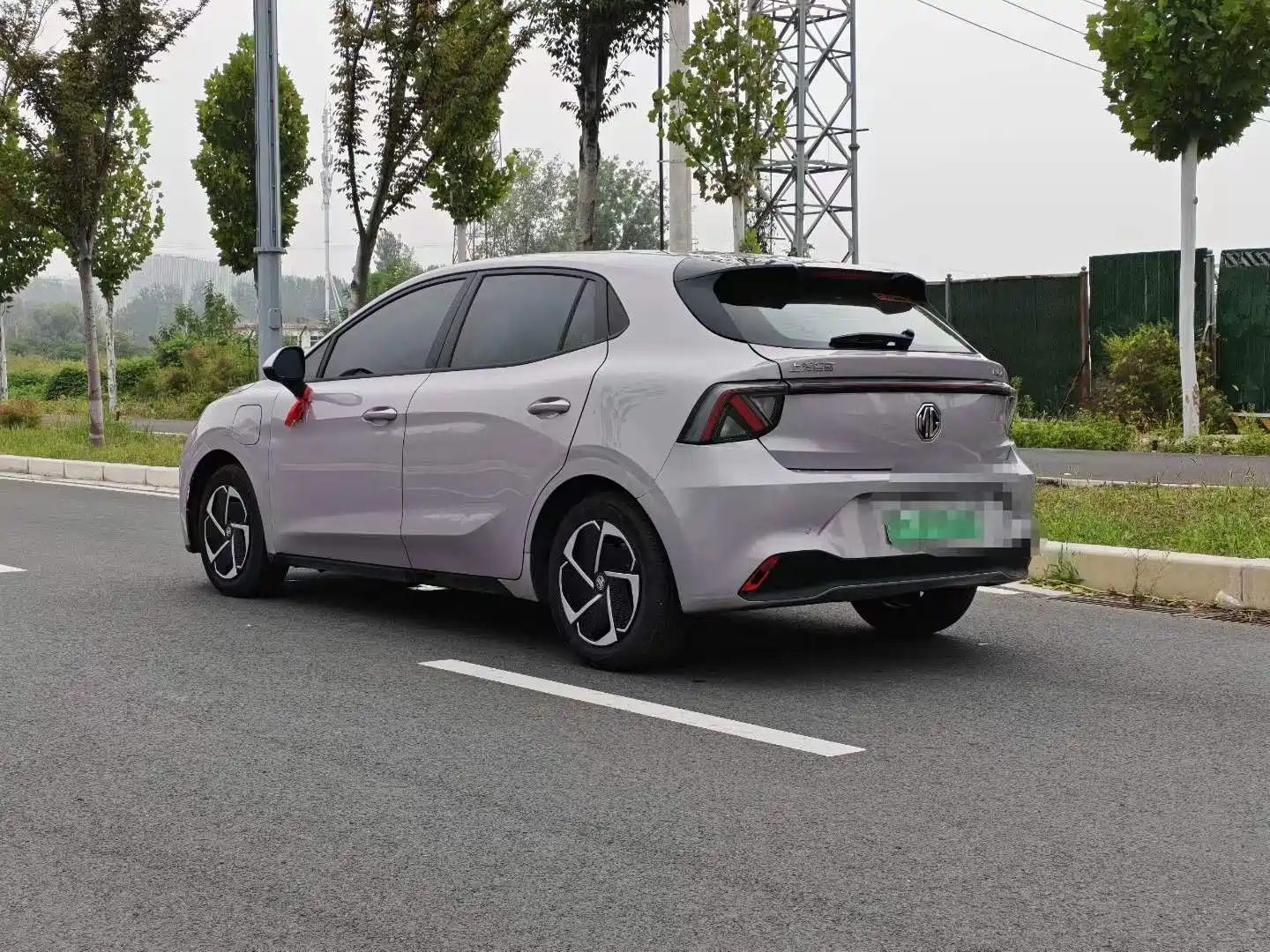 Фото 6 - MG MG4 EV