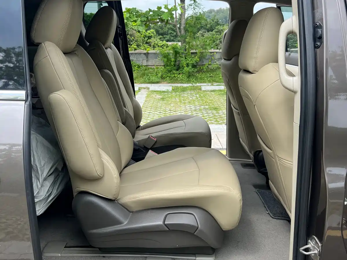 Buick GL8 2013 2.4L LT Luxury Business Executive Edition фото 7