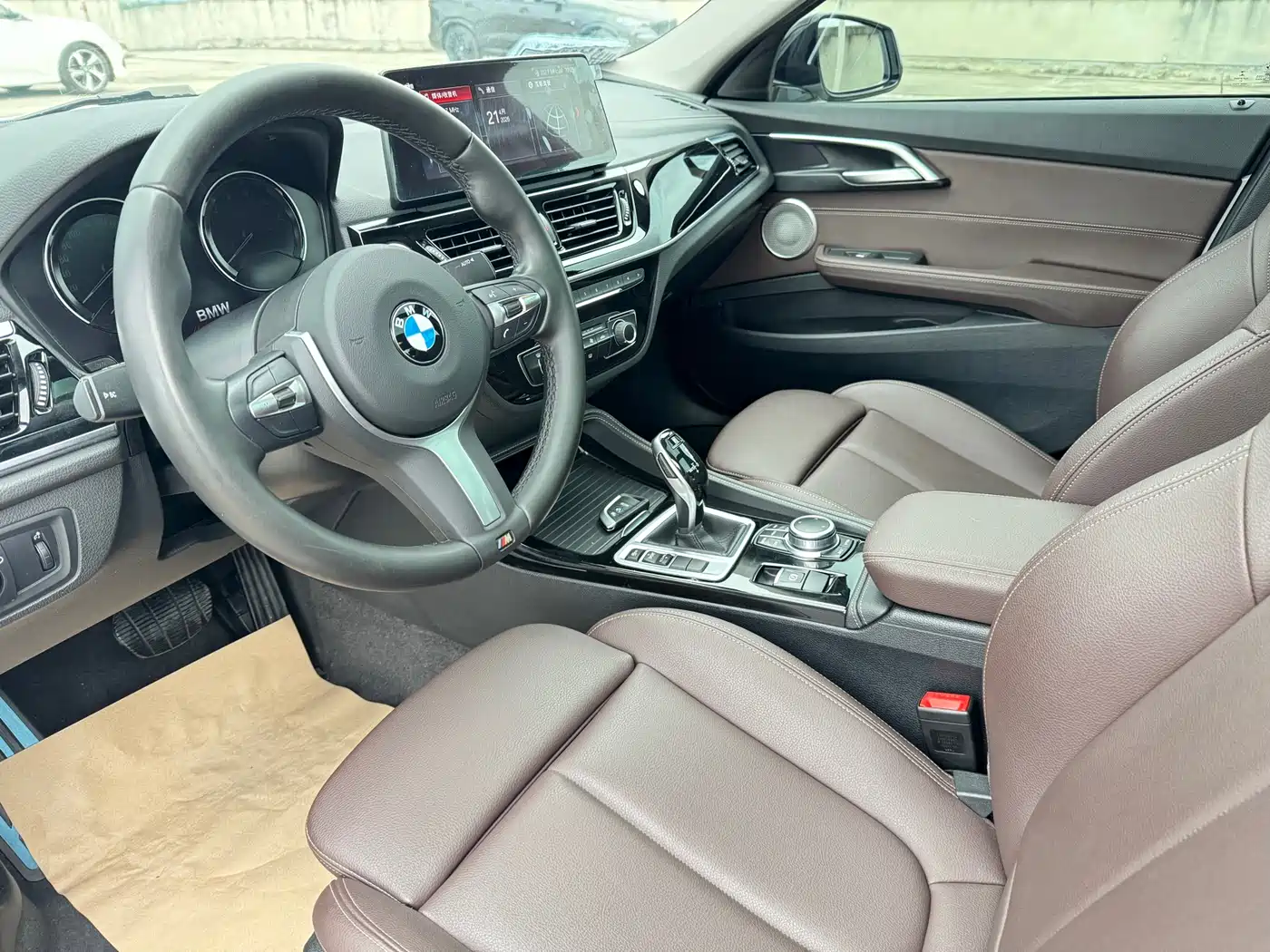 BMW 1 Series 2021 Facelift 120i M Sport Shadow Edition фото 11