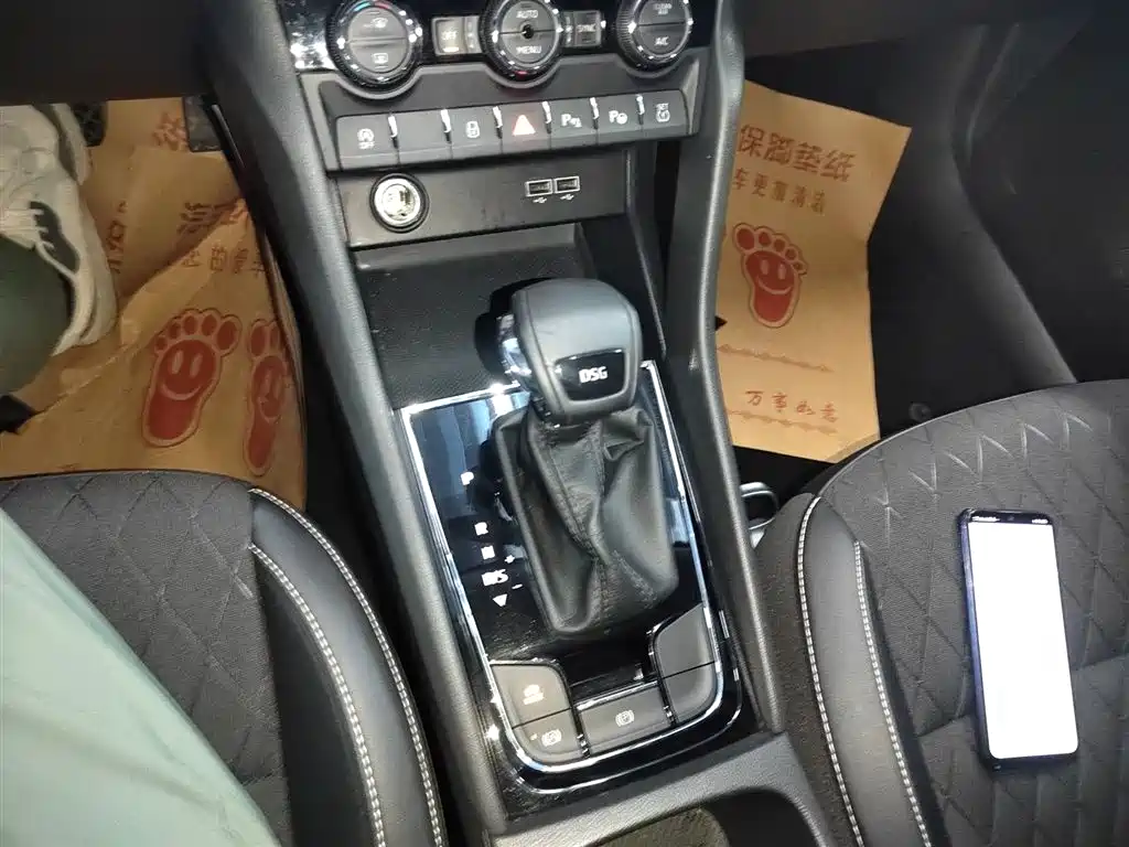 Škoda Karoq 2018 TSI280 Flagship Edition China V фото 14