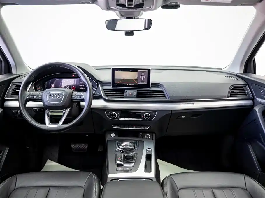 Audi Q5L 2020 Facelift 40 TFSI Honor Fashion фото 6
