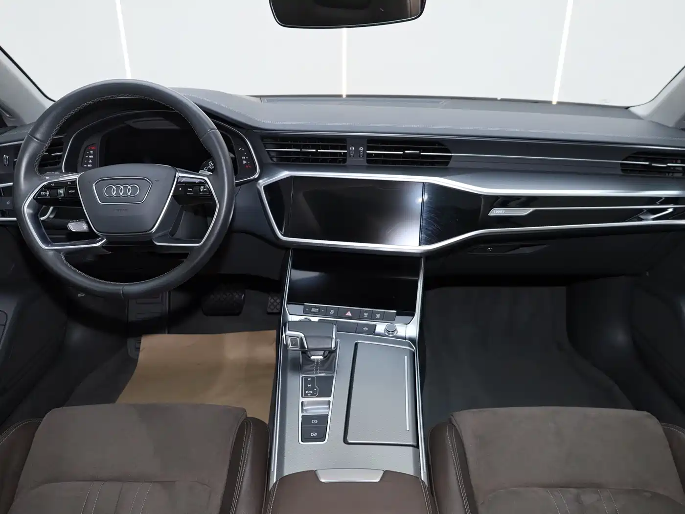 Audi A7L 2024 45TFSI S-line Dream Edition Crystal Package фото 17