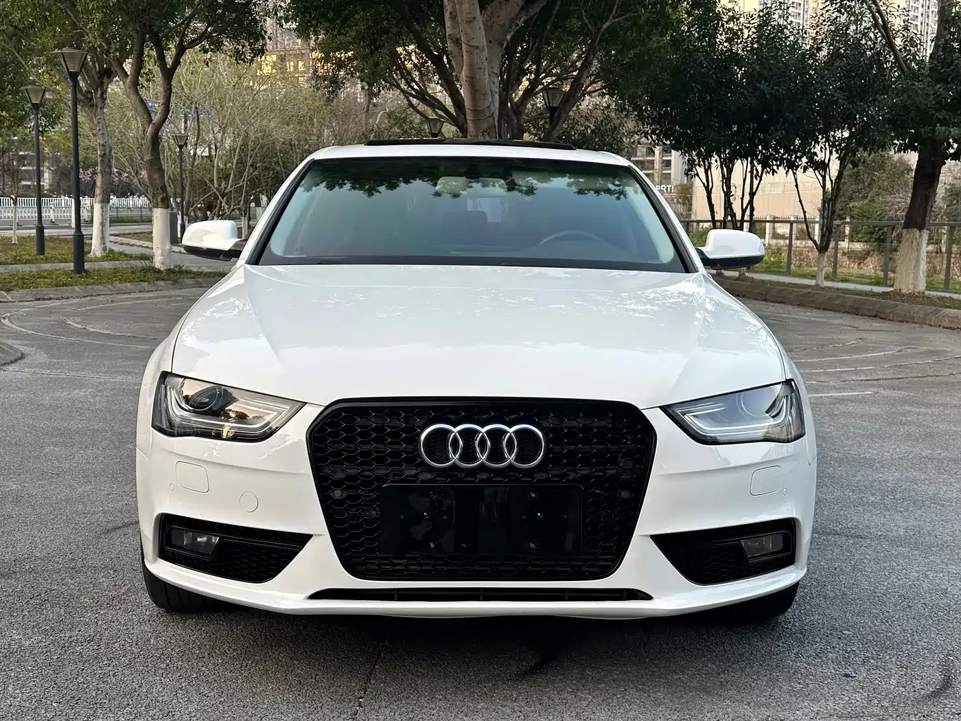 Audi A4L 2015 35 TFSI Auto Standard фото 2