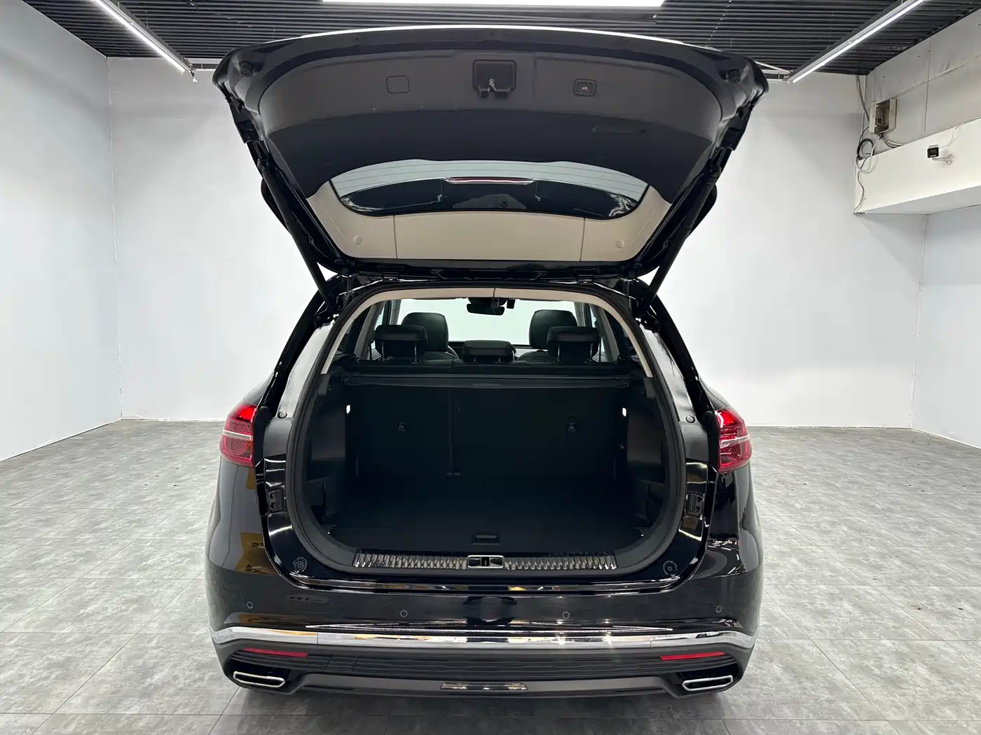Hongqi HS5 2022 2.0T Smart Connect Premium Edition фото 10