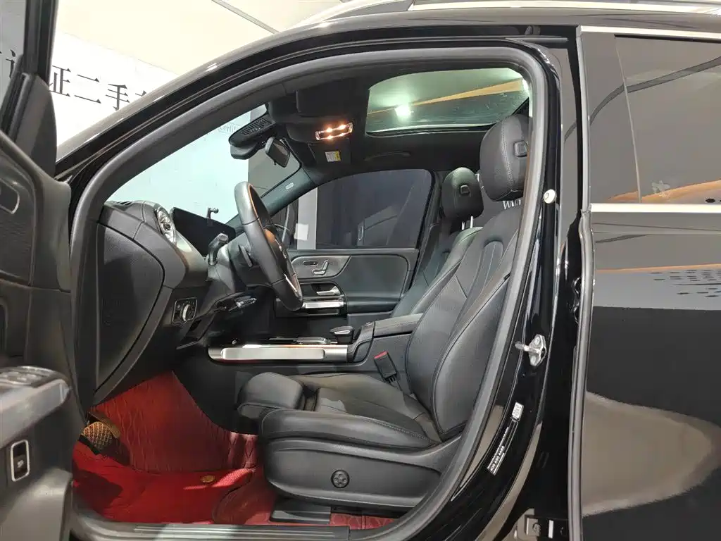 Mercedes-Benz EQB 2023 2023 EQB 260