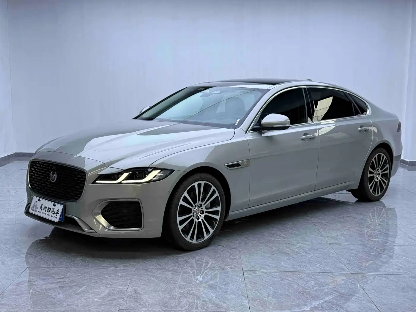 JAGUAR XFL