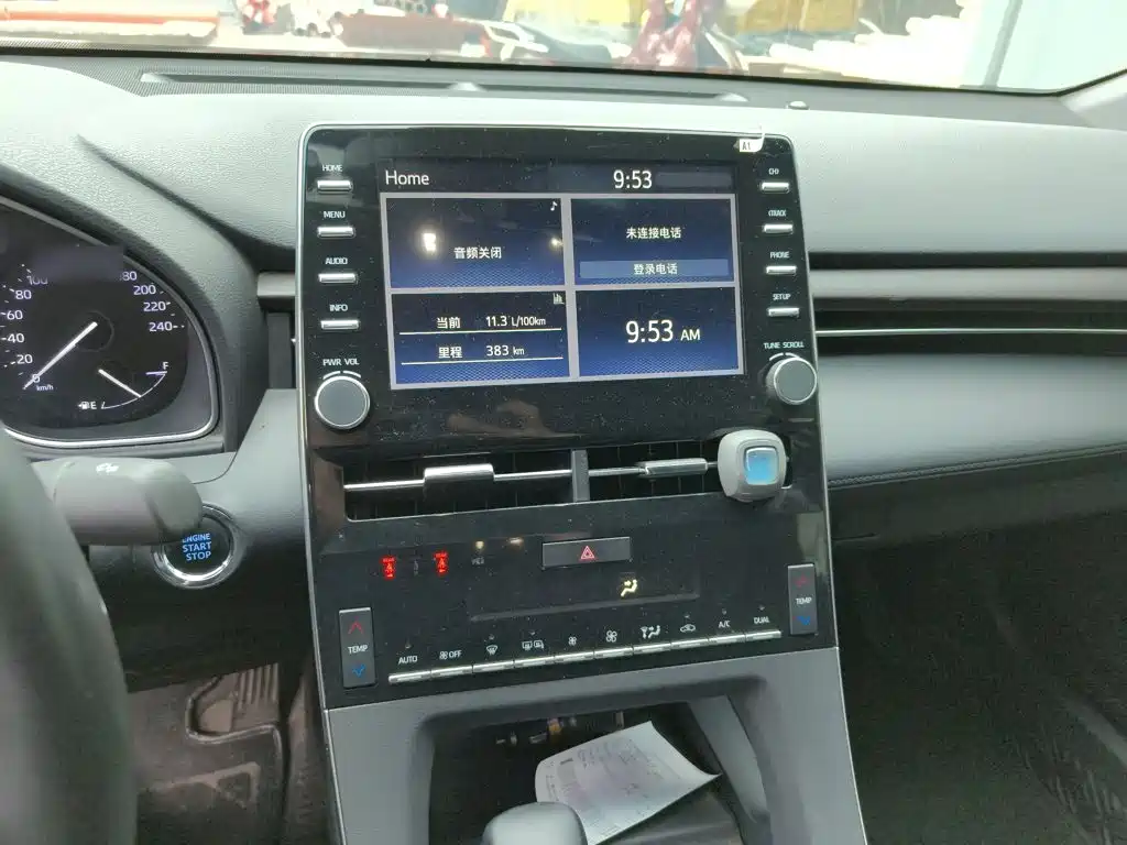 Фото 6 - Toyota Avalon
