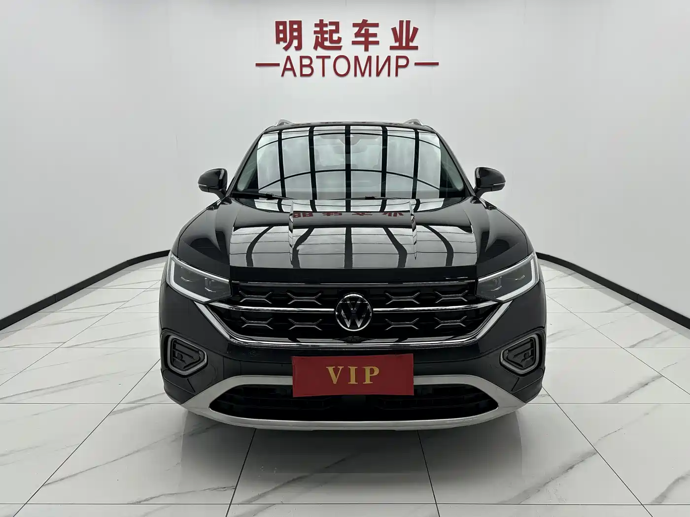 Volkswagen Tayron 2023 280TSI 2WD Luxury Plus Advanced Edition фото 2