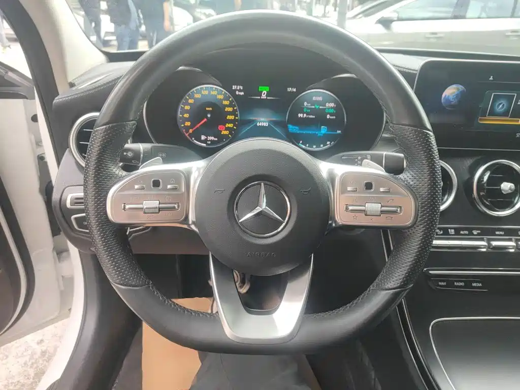 Фото 7 - Mercedes-Benz C-Class