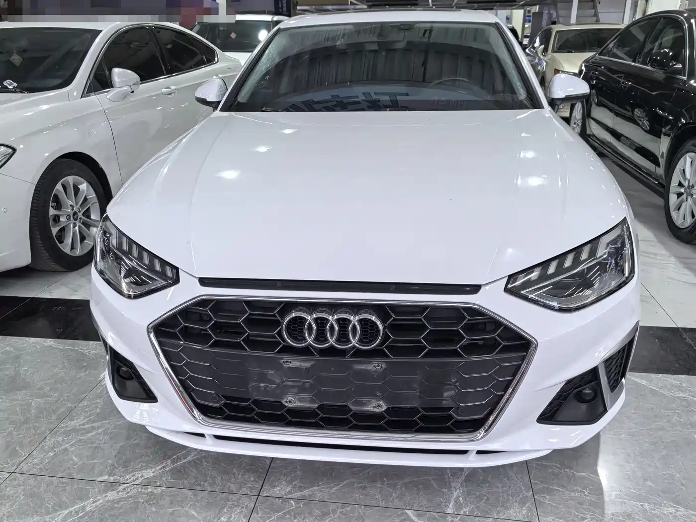 Audi A4L 2020 40 TFSI Fashion Dynamic Edition фото 2