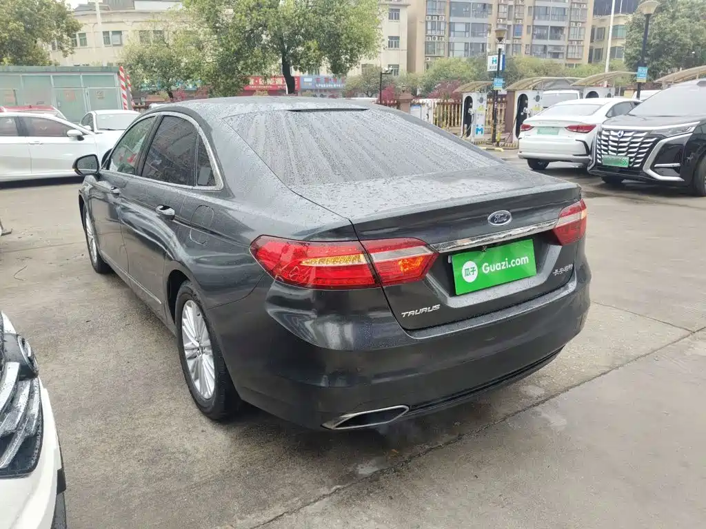 Ford Taurus 2016 2015 EcoBoost 245 Fashion