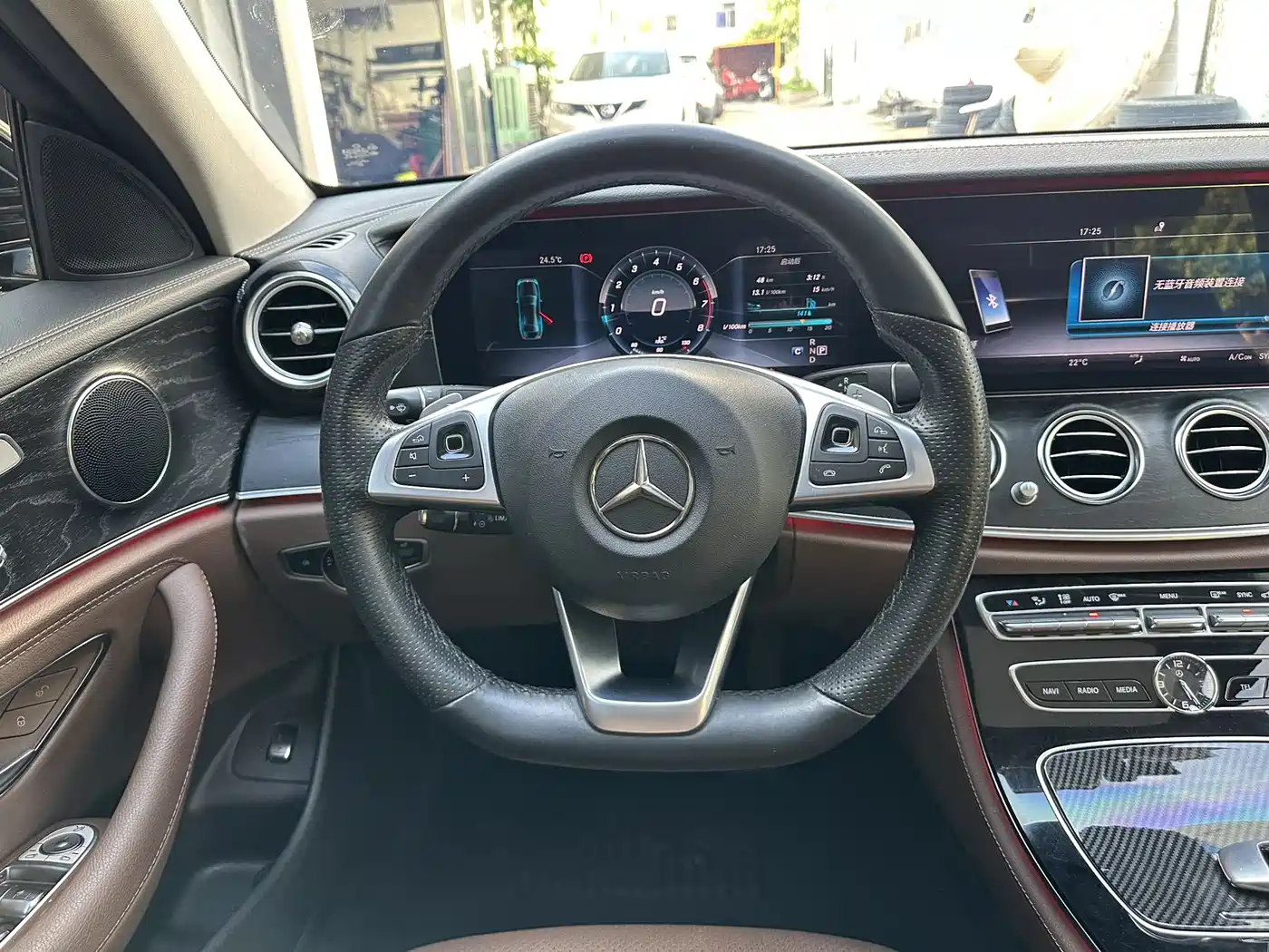 Mercedes-Benz E-Class 2017 E 300 L Sport Luxury фото 13