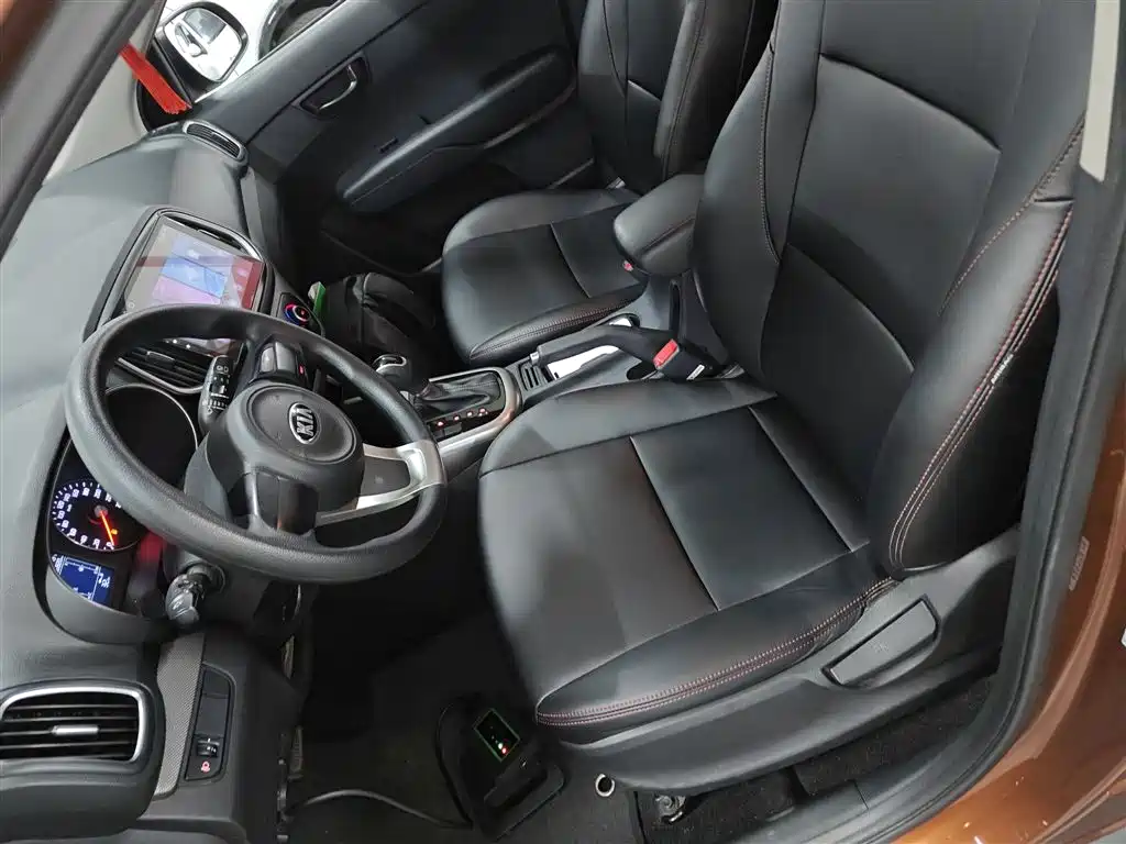 KIA KX3 PROUD RUN