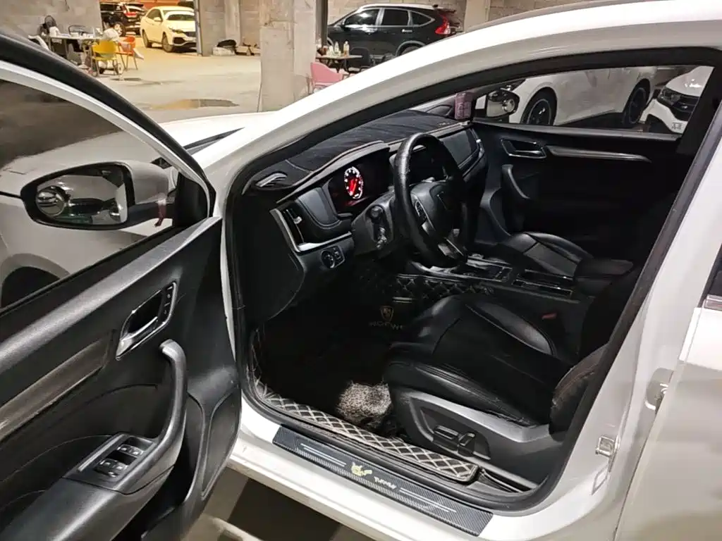 Roewe i6 2019 2018 20T Automatic Internet ZhiXiang Edition
