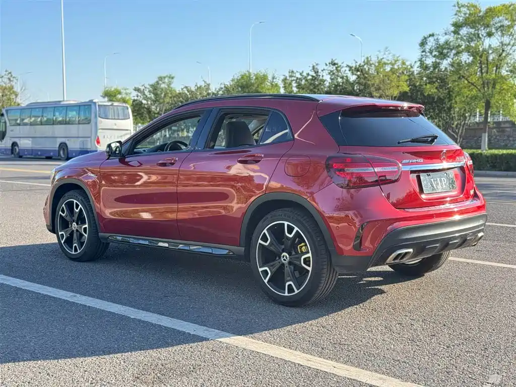 Mercedes-Benz GLA 2018 GLA 220 4MATIC Sport фото 5