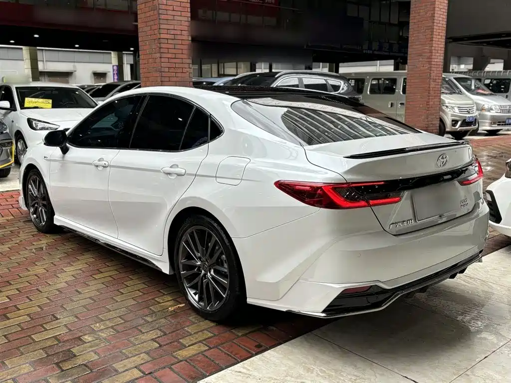 Toyota Camry 2024 Model Dual Hybrid 2.0HXS Sport Plus Edition фото 25
