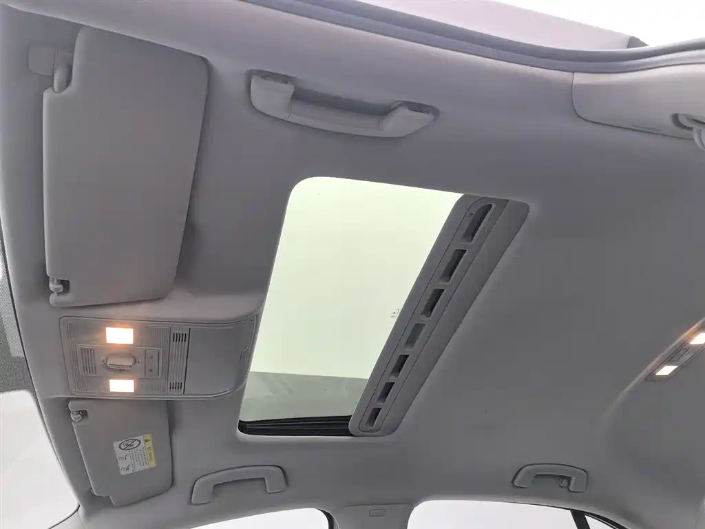 Volkswagen Bora 2017 1.6L Automatic Comfort фото 14