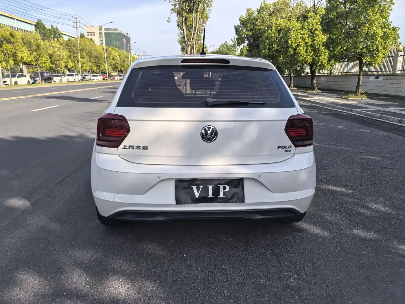 Volkswagen Polo 2019 Plus 1.5L Automatic Colorful Tech Edition фото 12