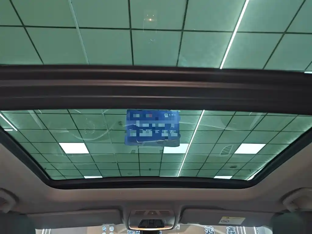 BMW X1 2019 sDrive20Li Leading Model фото 18