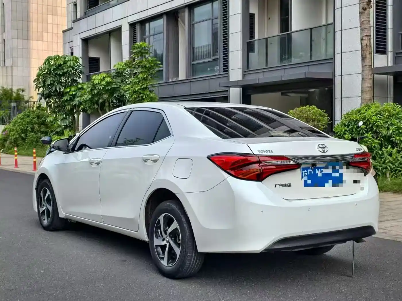 Toyota Levin 2017 Facelift 185T CVT Elite (China V) фото 9