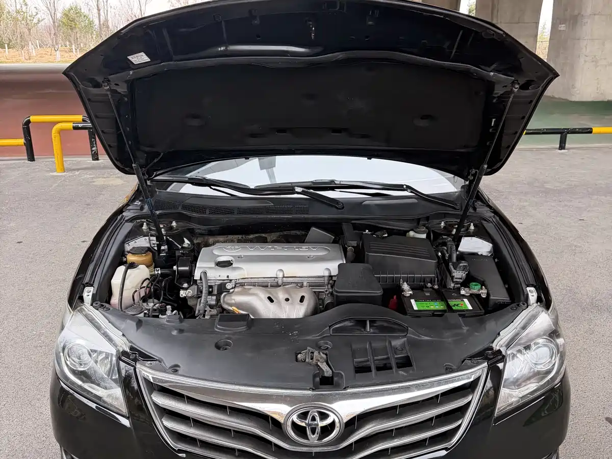 Toyota Camry 2013 200G Classic Luxury Edition фото 20