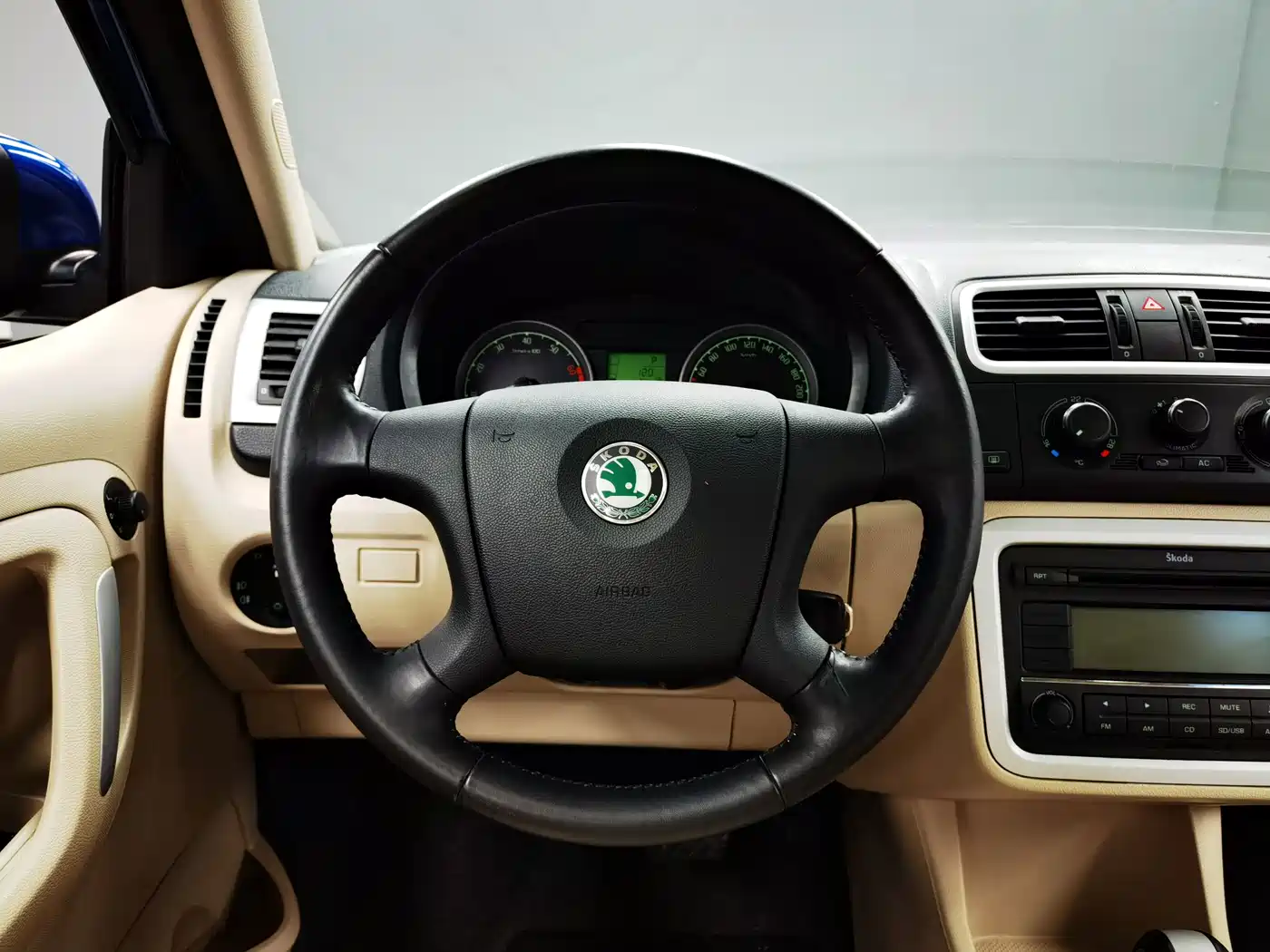 Škoda Fabia 2010 2009 Model 1.6L Automatic JingLing Edition