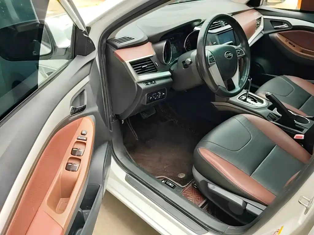 BYD G5 2014 2014 1.5TID Automatic Premium