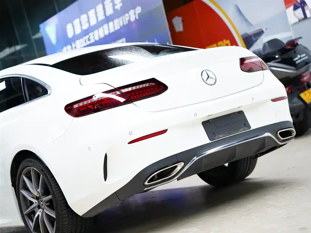 Mercedes-Benz E-Class (Import) 2023 Facelift E 260 Coupe фото 2