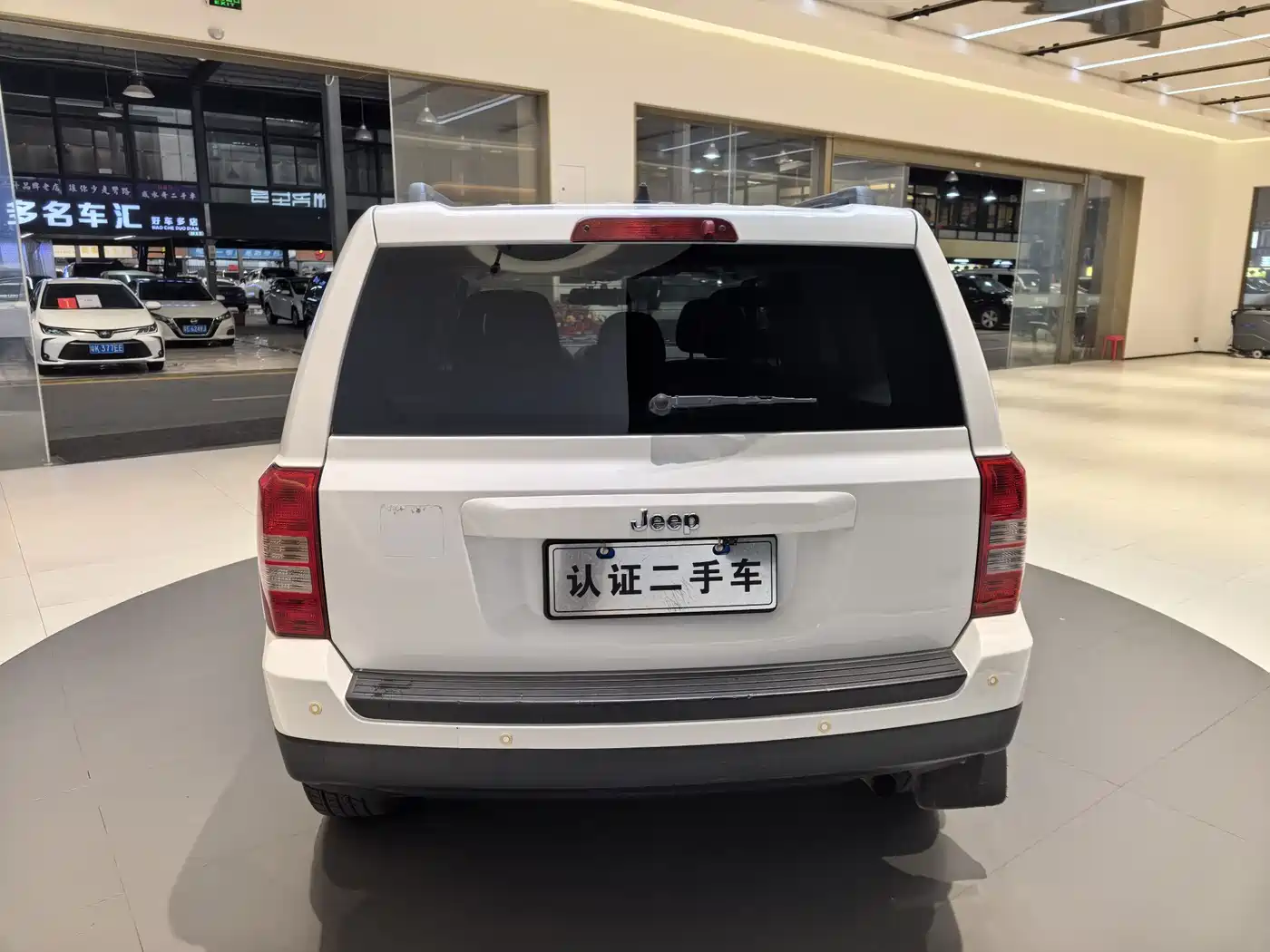 Jeep Patriot 2015 2014 2.4L Sport