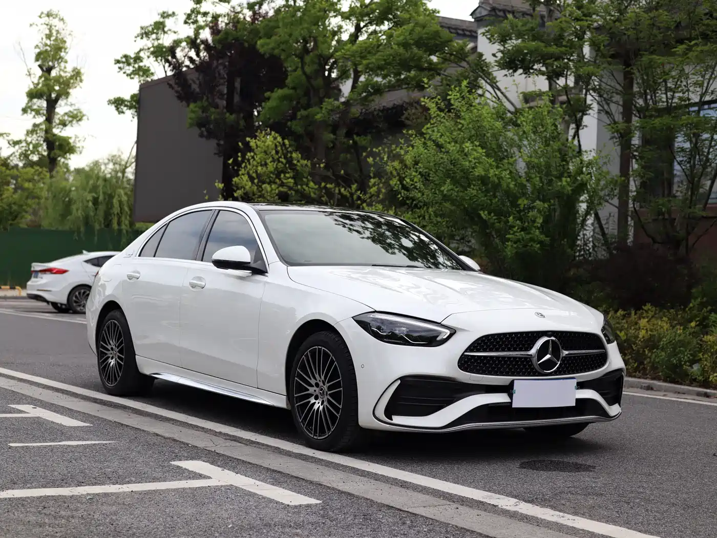 Mercedes-Benz C-Class 2024 C 260 L Sport фото 3